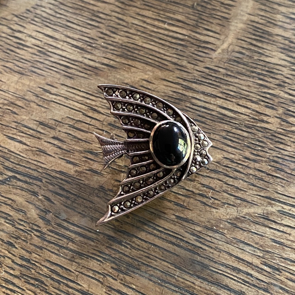 Vintage sterling silver marcasite fish pin brooch